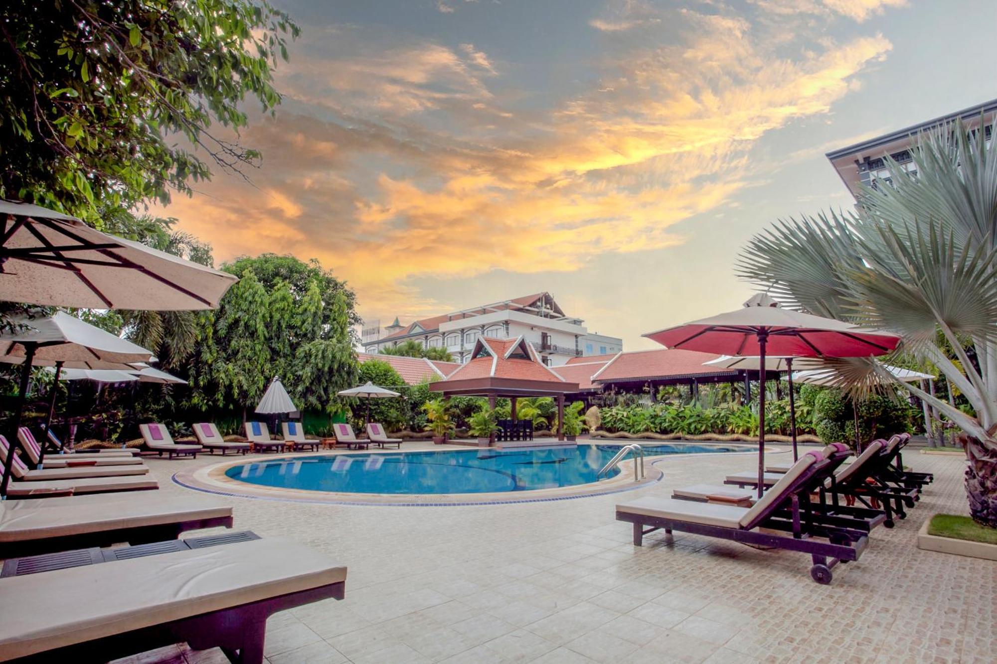 Lucky Angkor Hotel & Spa Сиемрип Экстерьер фото